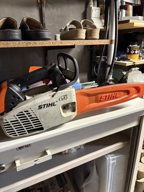 kettingzaag, Stihl, Moins de 600 watts, Tronçonneuse, 30 à 70 mm