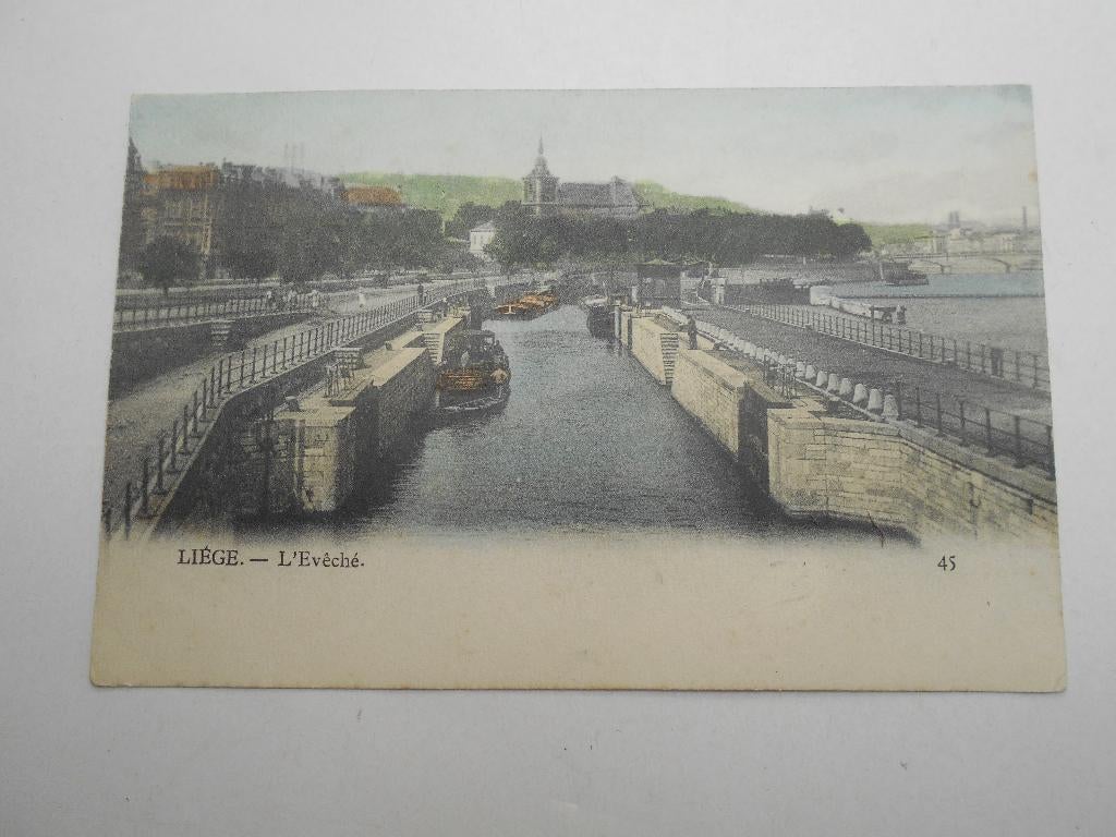 ancienne carte postale Liège L 'éveché, Enlèvement ou Envoi, Non affranchie, Liège