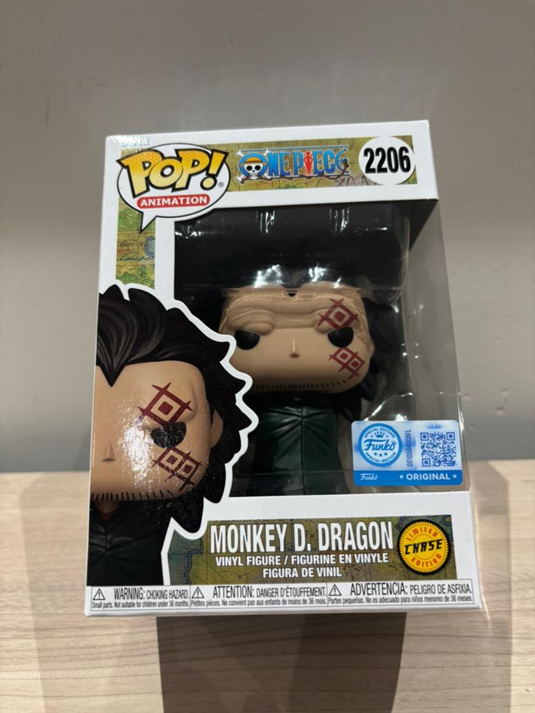 Funko Pop! One Piece Monkey D. Dragon #2206 Chase Limited, Ophalen of Verzenden, Zo goed als nieuw
