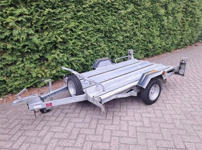 Moto trailer, Ophalen, Gebruikt