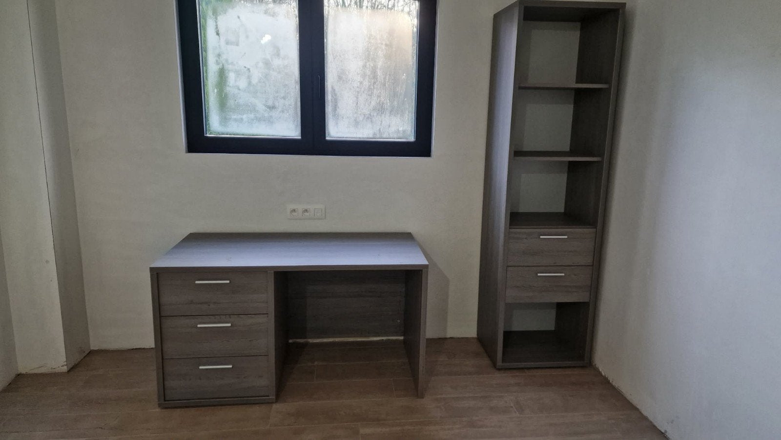 chambre à coucher, Comme neuf