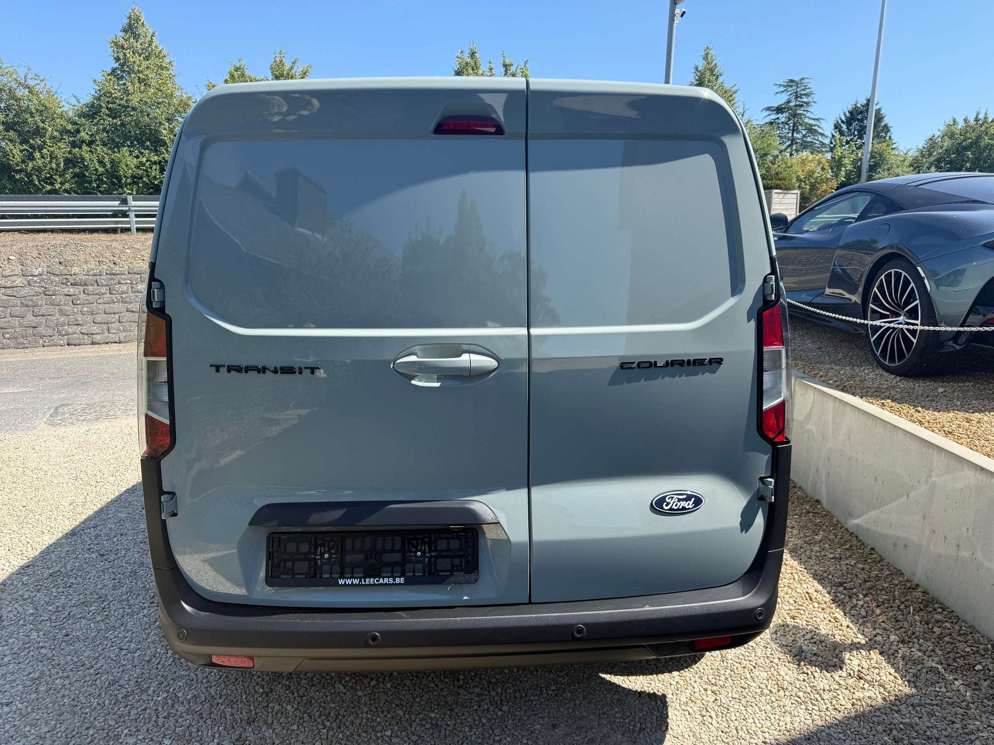 Ford Transit Courier Transit Courier 1.0 EcoBoost Trend Tren, Autos, Argent ou Gris, Achat, 998 cm³, Entreprise