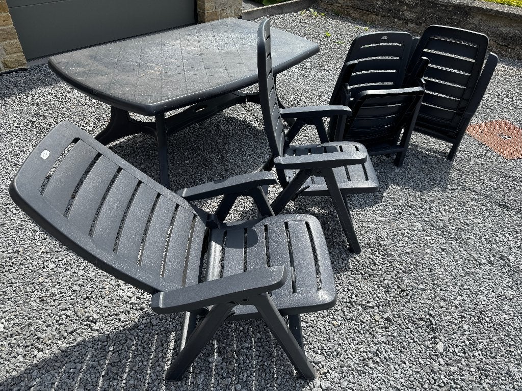 TAFEL + 4 OPVOUWBARE TUINSTOELEN in uitstekende staat, Tuin en Terras, Ophalen, Gebruikt, Rechthoekig, Plastic