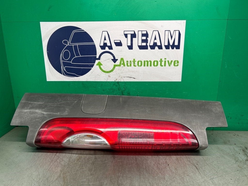 FEU ARRIÈRE GAUCHE Opel Vivaro (|93857722|), Opel, Opel Automobile GmbH, Utilisé, Kontakt-opel@opel.com
