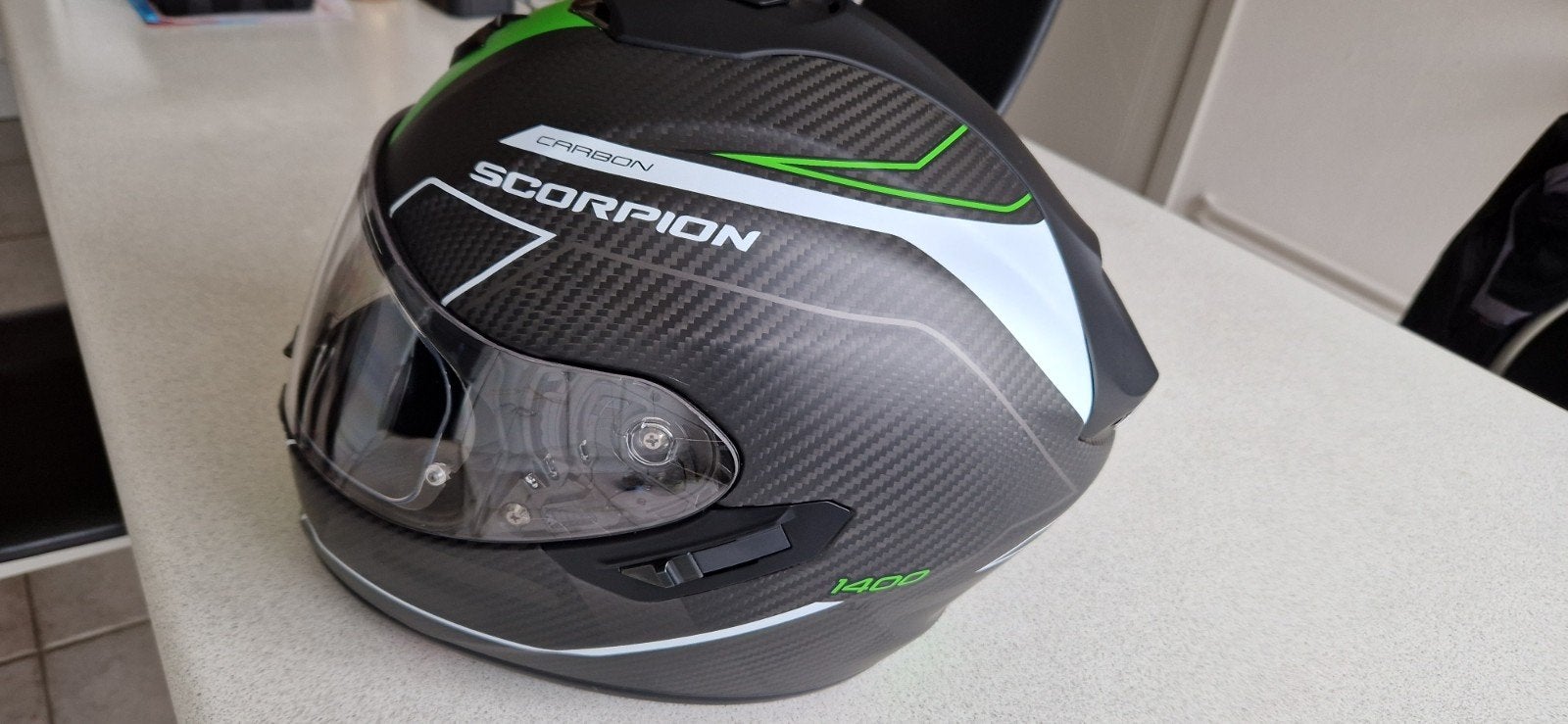 Helm Scorpio 1400 Air, Carbon, Ophalen, XL