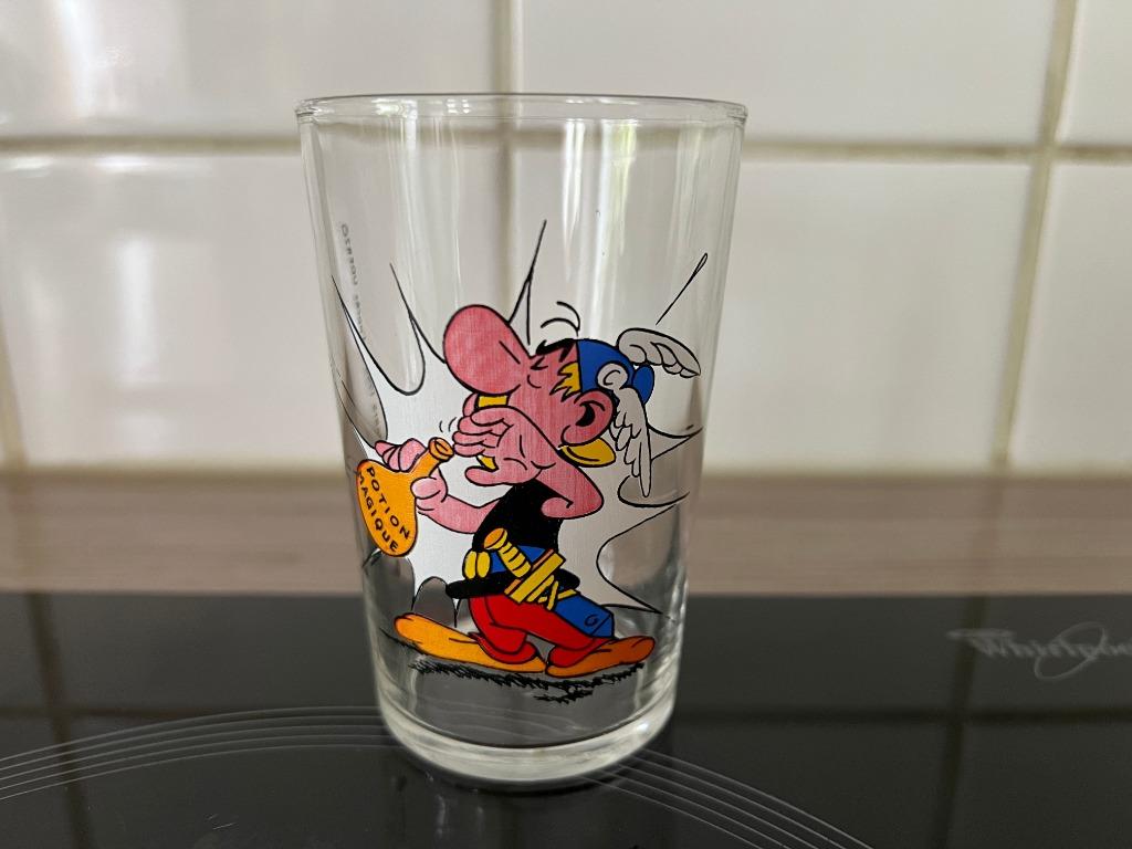 Verre à moutarde Astérix et la potion magique - 1968, Verzamelen, Ophalen of Verzenden, Asterix en Obelix, Gebruikt, Gebruiksvoorwerp