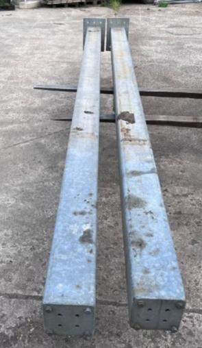 gegalvaniseerde palen 535cm lang met voet, Ophalen, Zo goed als nieuw, 250 cm of meer, Palen