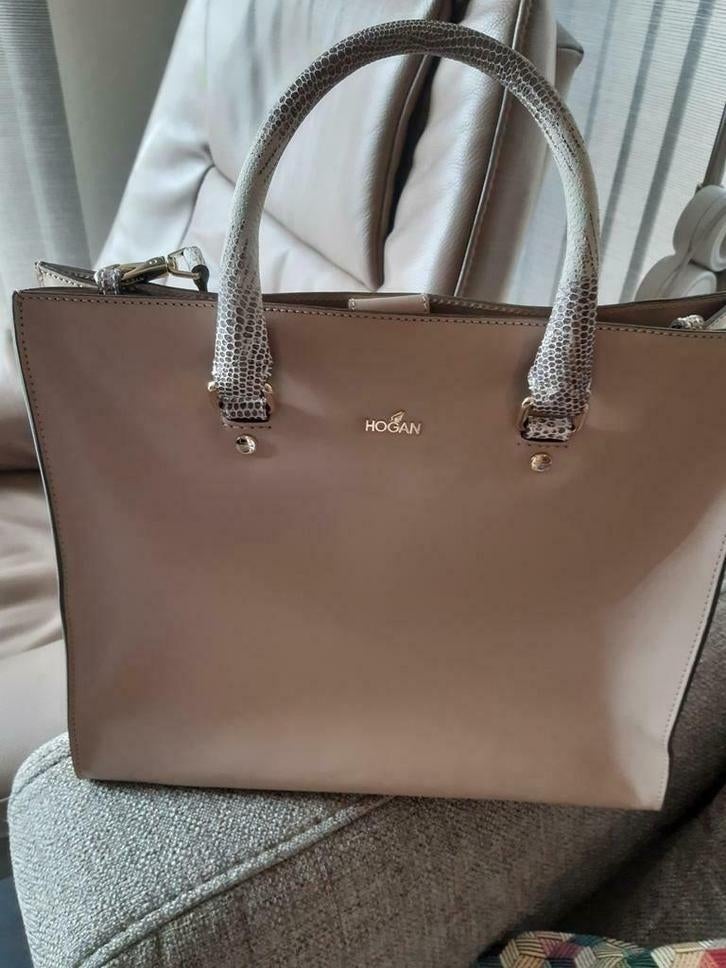 Splinternieuwe hogan damestas., Handtassen en Accessoires, Ophalen of Verzenden, Zo goed als nieuw