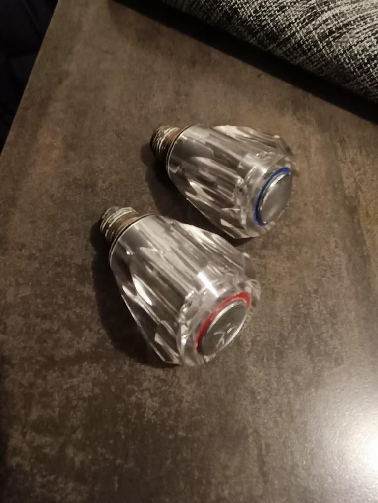 Koude en warme kraan, Ophalen, Gebruikt