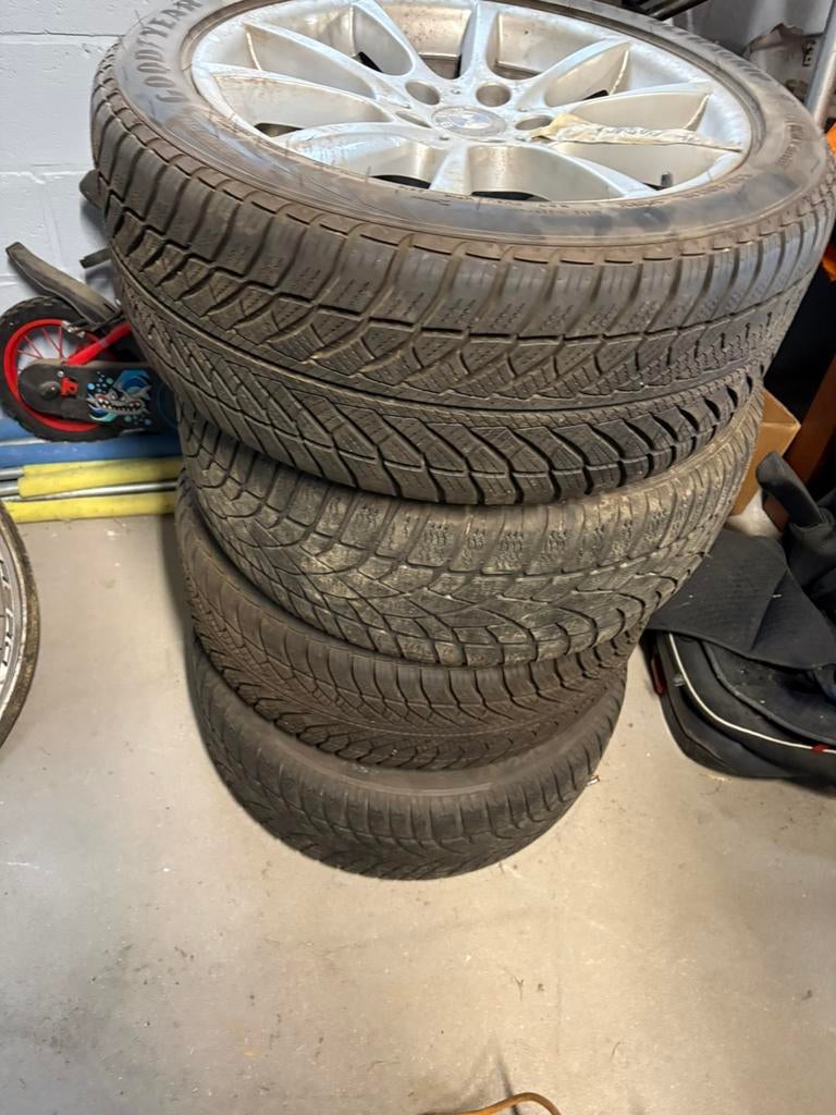 4 jantes BMW avec pneu hiver, Enlèvement, Comme neuf