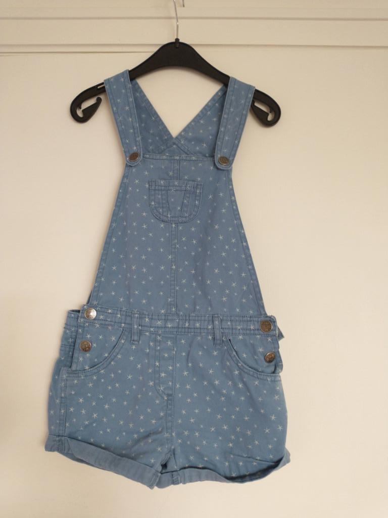 Salopette licht blauw met sterren - Zeeman - maat 122/128, Kinderen en Baby's, Broek, Zeeman, Gebruikt, Meisje