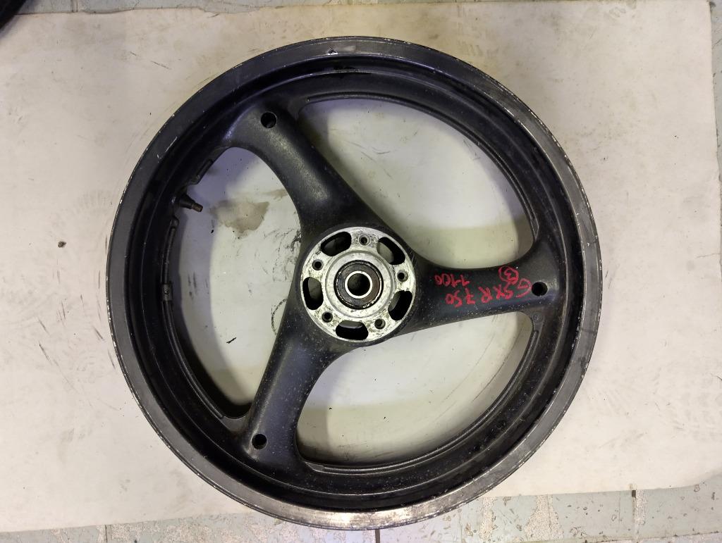 suzuki gsxr 750 model '88-'95 voorwiel velg, Enlèvement ou Envoi
