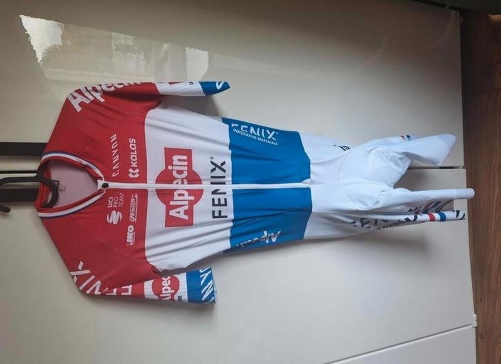 Snelpak Mathieu van der Poel Alpecin Deceuninck Canyon Zwift, Enlèvement