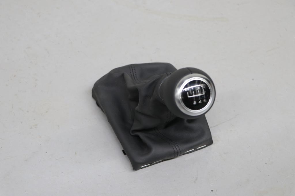 Pommeau de vitesse neuf en cuir Audi A5 (2007-2011), Autos : Pièces & Accessoires, Enlèvement ou Envoi, Neuf, Audi