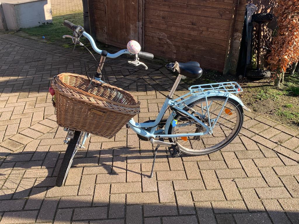 Meisjes fiets te koop, Fietsen en Brommers, 24 inch, BNB, Versnellingen, Ophalen of Verzenden