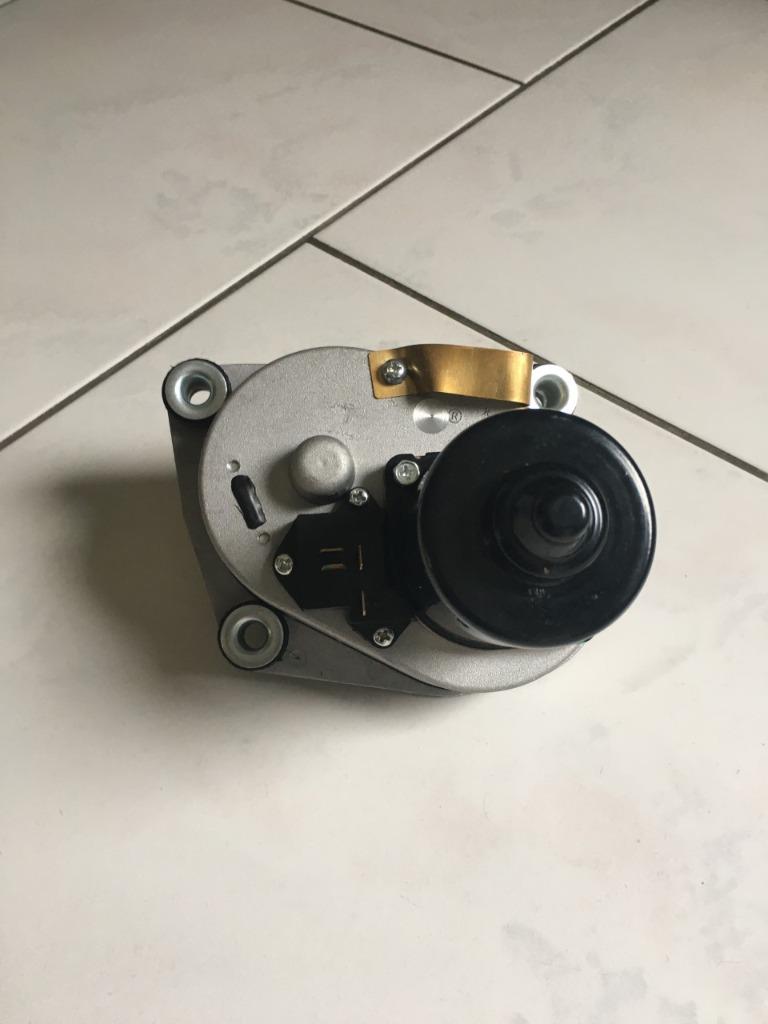 Te koop ruitenwisser motor Dodge w200 d200 b100 ramcharger, Auto-onderdelen, Ophalen of Verzenden, Nieuw, Amerikaanse onderdelen