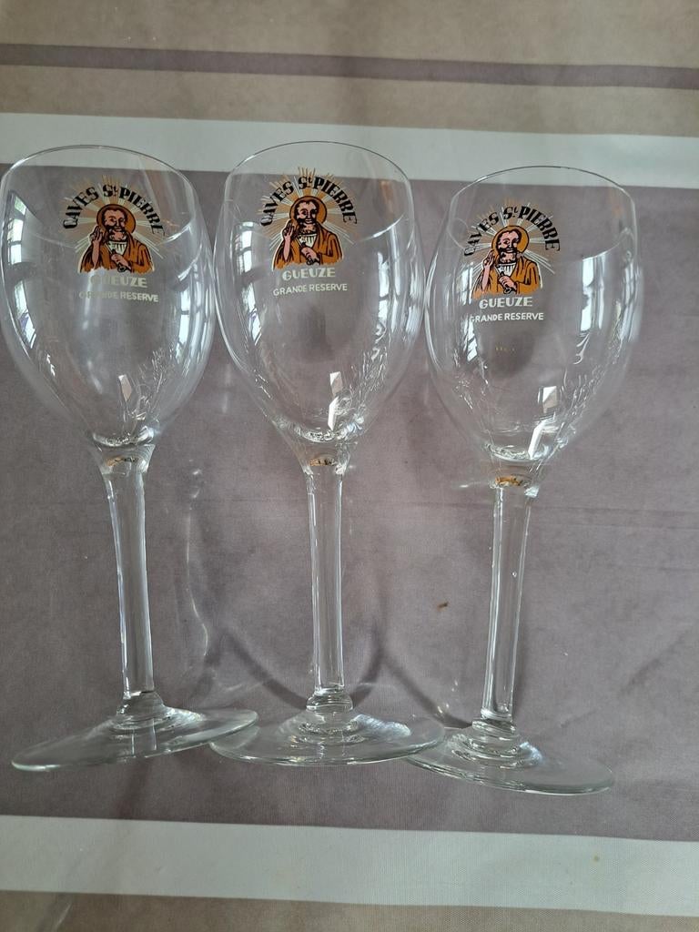 Gueuze Caves St Pierre Grande Reserve, Verzamelen, Biermerken, Ophalen of Verzenden, Zo goed als nieuw, Glas of Glazen