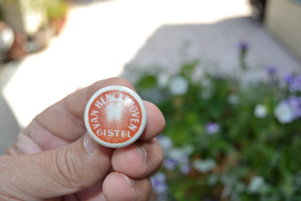 vieux bouchon de bière en porcelaine, Enlèvement ou Envoi, Utilisé, Autres types, Autres marques