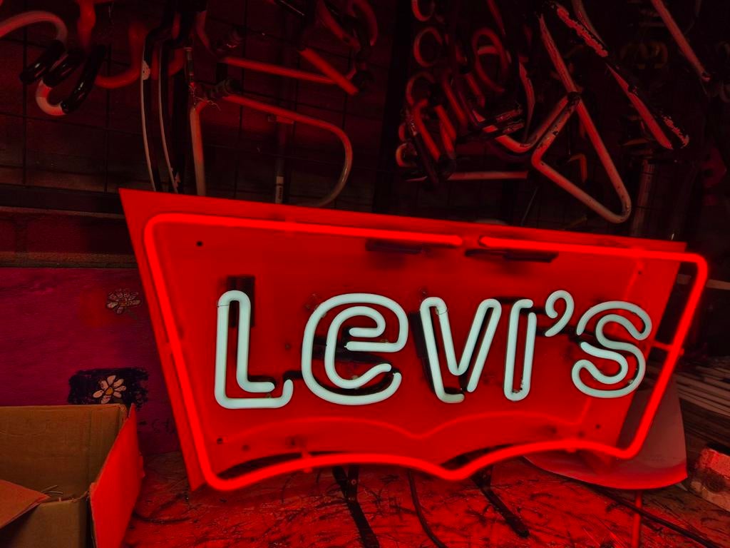 Vintage levis neonsign, Enlèvement ou Envoi