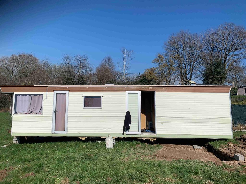mobil-home entreposé à Gouvy, Jusqu'à 4