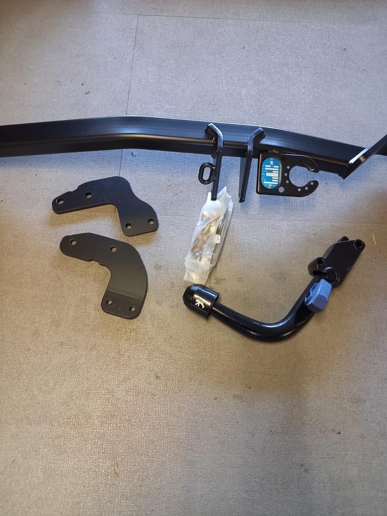 ATTACHE REMORQUE PEUGEOT 1007 ROTULE DÉMONTABLE SANS OUTIL, Enlèvement ou Envoi