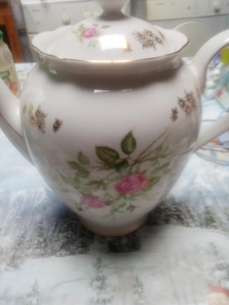 Cafetière porcelaine motifs fleurs, Enlèvement