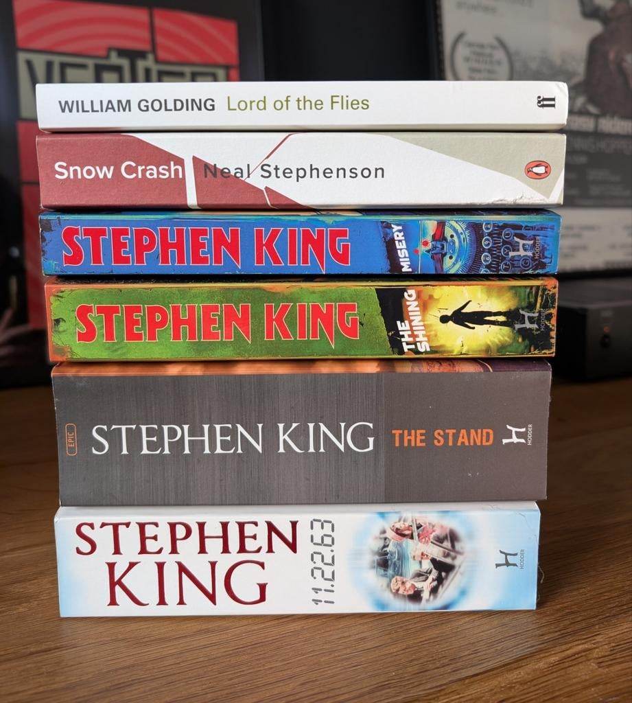 Livres - Stephen King, Le Seigneur des mouches, Snow Crash, Livres, Enlèvement ou Envoi, Comme neuf