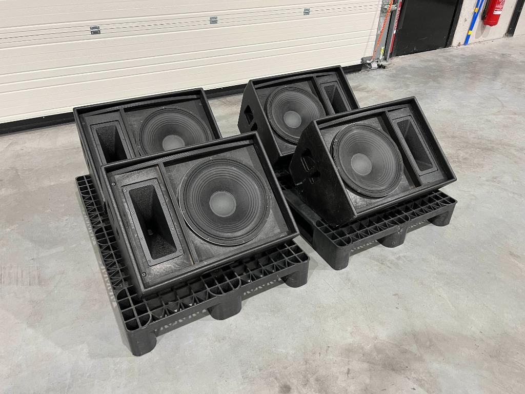 Martin Audio LE400B 15"/1" monitor (4x), Ophalen of Verzenden, Gebruikt, 120 watt of meer