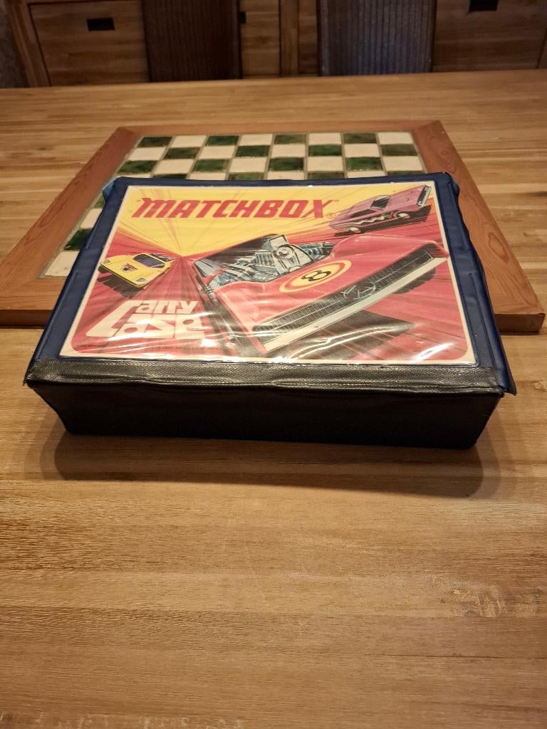 MALLETTE MATCHBOX + BOÎTE DE 48 VOITURES BOX8, Enlèvement ou Envoi, Utilisé