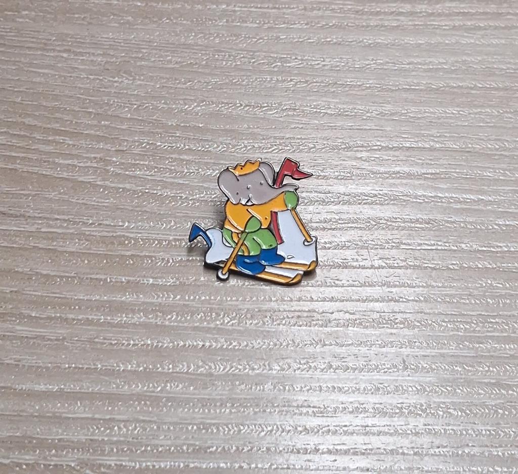 PIN - BABAR - ELEPHANT - OLIFANT - BRUNHOFF - SKI, Verzenden, Gebruikt, Figuurtje, Speldje of Pin