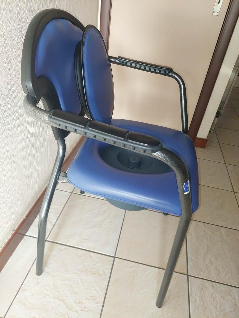 Chaise percée médicale, Divers, Enlèvement, Comme neuf