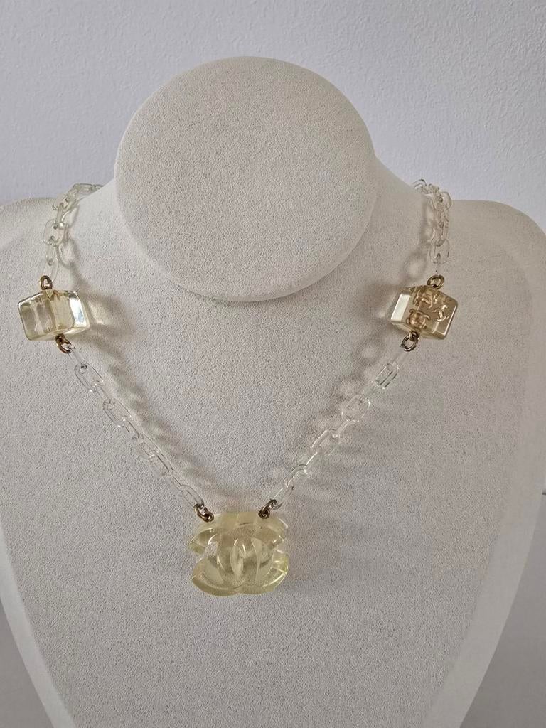 Collier Chanel Ice cube vintage, Bijoux, Sacs & Beauté, Colliers, Or, Synthétique, Utilisé, Avec pendentif