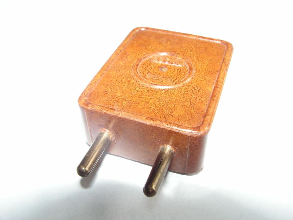 Stekker Firefly. Antieke zekering tussen twee stekkers., Ophalen of Verzenden