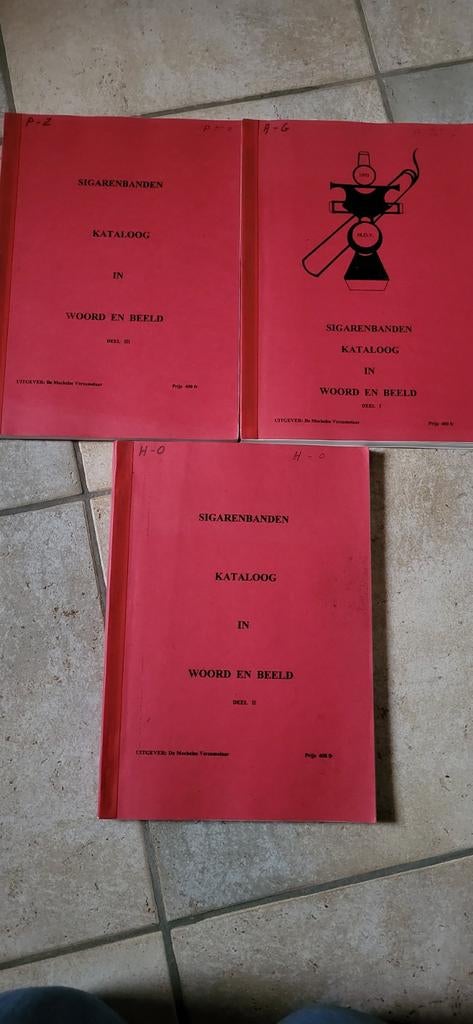 Sigarenbanden kataloog, Boeken, Ophalen