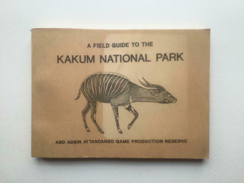 A field guide to the Kakum National Park, Ophalen of Verzenden