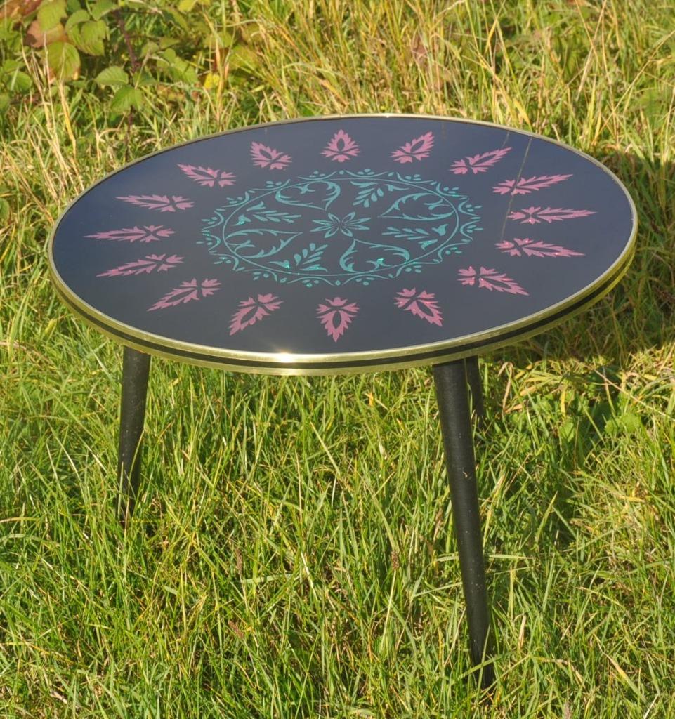 table de salon ronde vintage, Moins de 50 cm, Enlèvement ou Envoi, Utilisé, Vintage