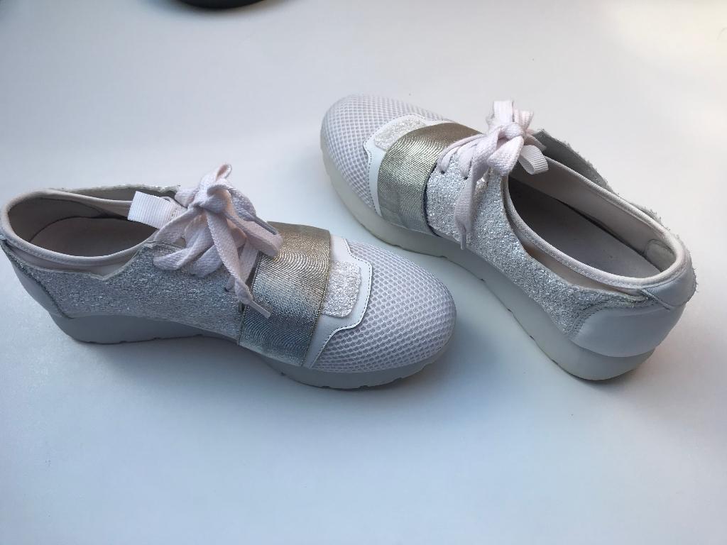 Tango baskets blanches P40 en excellent état, Enlèvement ou Envoi, Sneakers et Baskets, Porté, Blanc