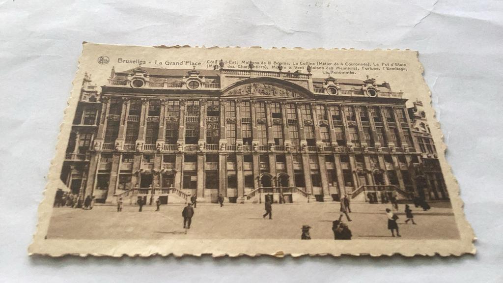Bruxelles La Grand Place, Enlèvement ou Envoi, Non affranchie