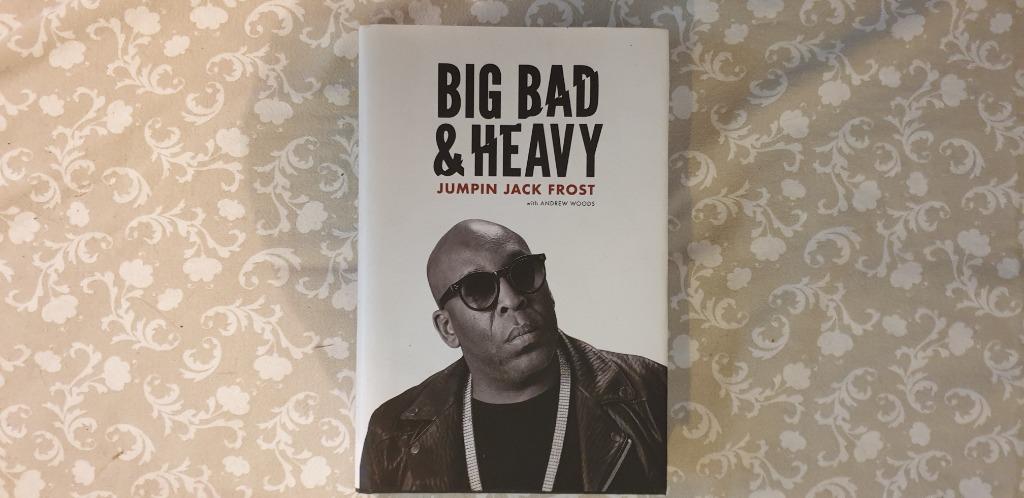 biografie drum and bass legende jumping jack frost, Ophalen of Verzenden, Zo goed als nieuw, Overige