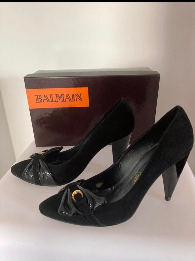 Balmain damespump mt 39, Kleding | Dames, Ophalen of Verzenden, Zo goed als nieuw, Zwart, Pumps