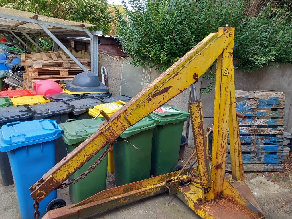 takel / garagekraan / werkplaatskraan, Ophalen, Gebruikt, Handmatig