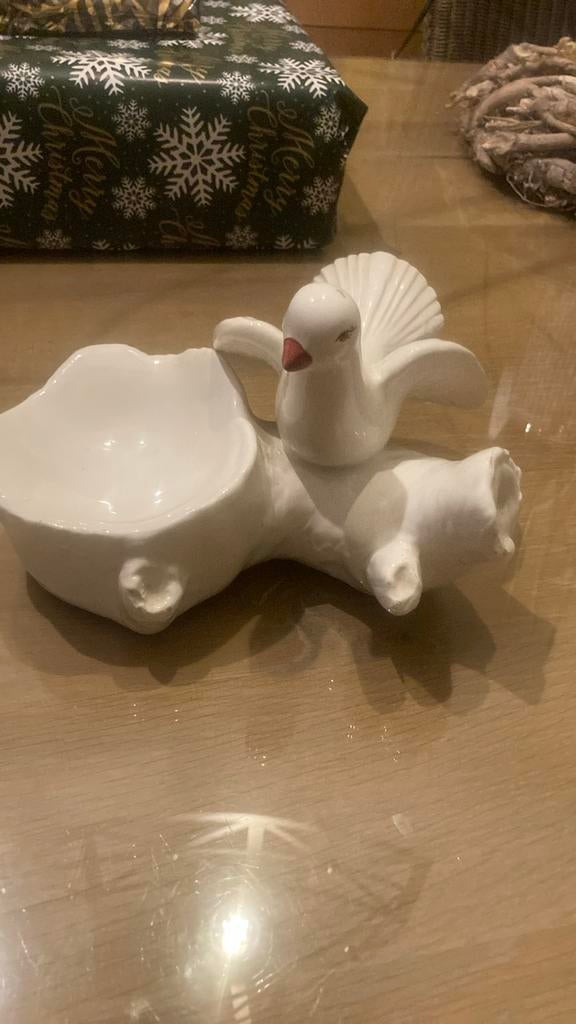 Beeldje als Vogelvoederbak/drinkbak, Antiek en Kunst, Ophalen of Verzenden
