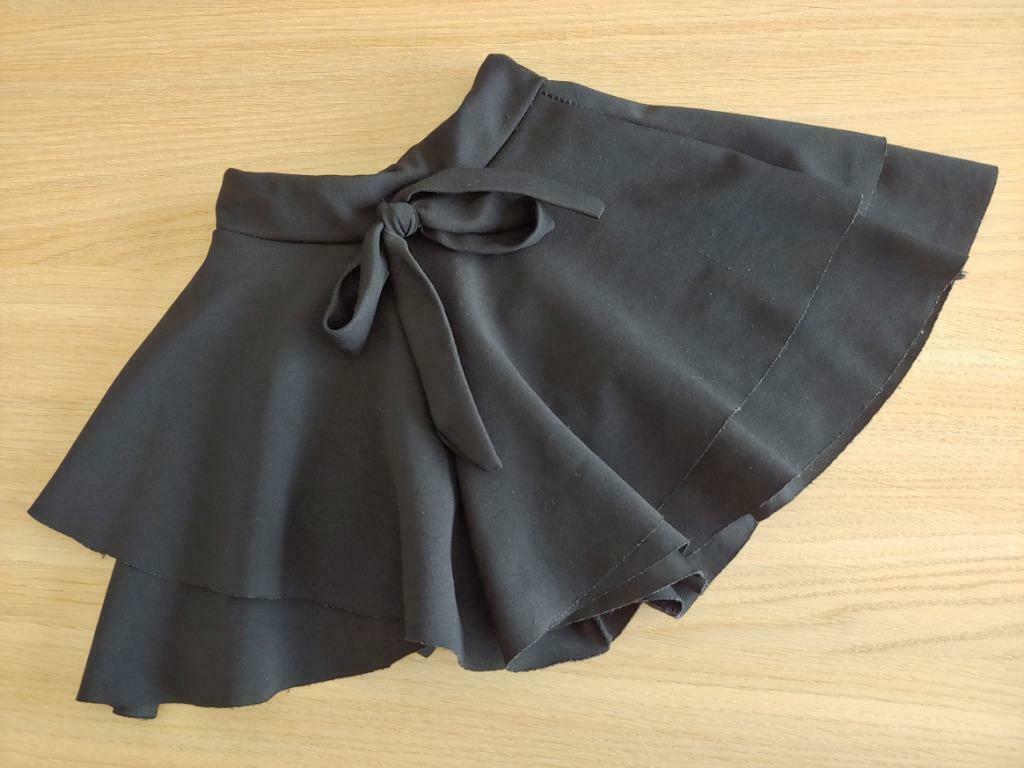 Zwarte broekrok 4 jaar, Ophalen of Verzenden, Gebruikt, Meisje, Broek