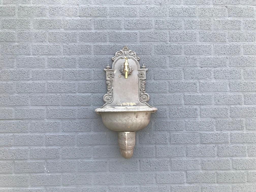 Fontaine murale, évier, en fonte brute, Jardin & Terrasse, Enlèvement ou Envoi, Fonte, Fontaine