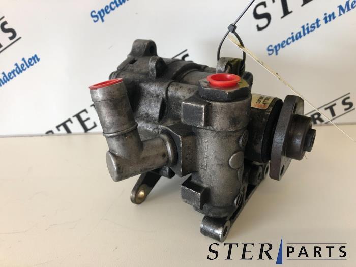 Stuurbekrachtiging Pomp van een Mercedes E-Klasse, Gebruikt, -, Ophalen of Verzenden, -