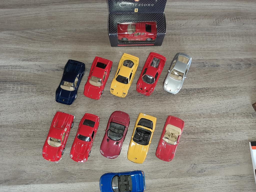 13x Maisto Shell Reeks 1/39-1/38-1/37-1/36, Ophalen of Verzenden, Zo goed als nieuw, Auto