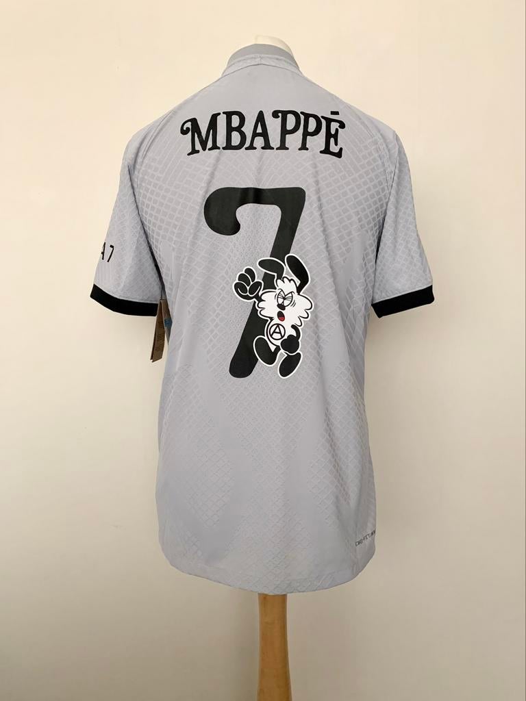 Paris Saint-Germain 2022-2023 Away Asia Tour Mbappé shirt, Taille M, Enlèvement ou Envoi, Neuf, Maillot