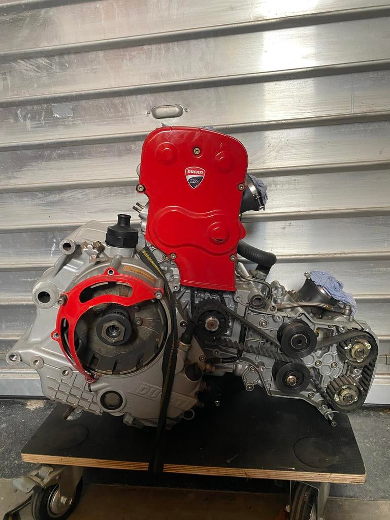 Ducati 749, 749s motoronderdelen, Motoren, Ophalen