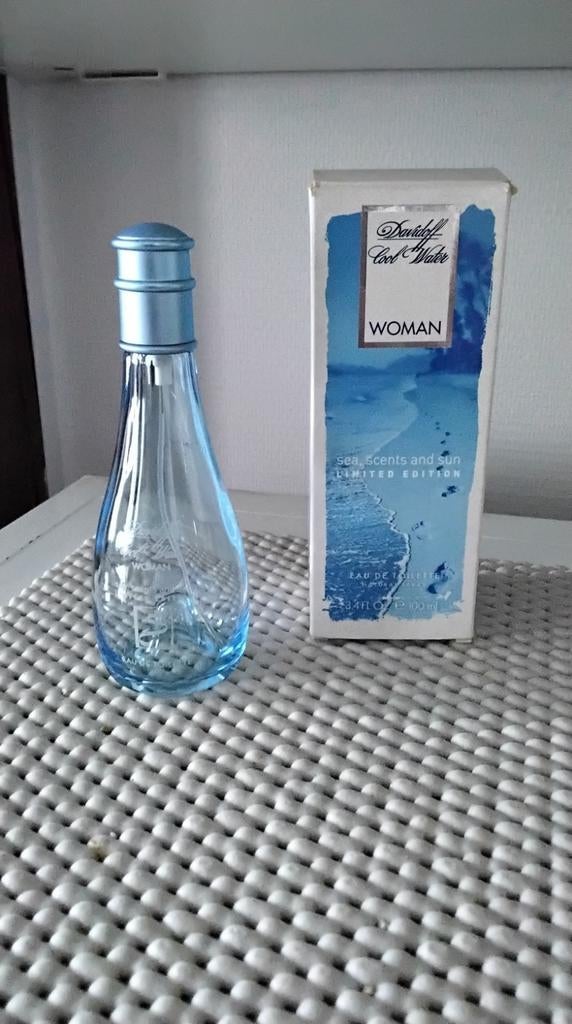Flacon Davidoff Cool Water Woman dans sa boîte 100 ml, Enlèvement ou Envoi, Comme neuf, Bouteille de parfum