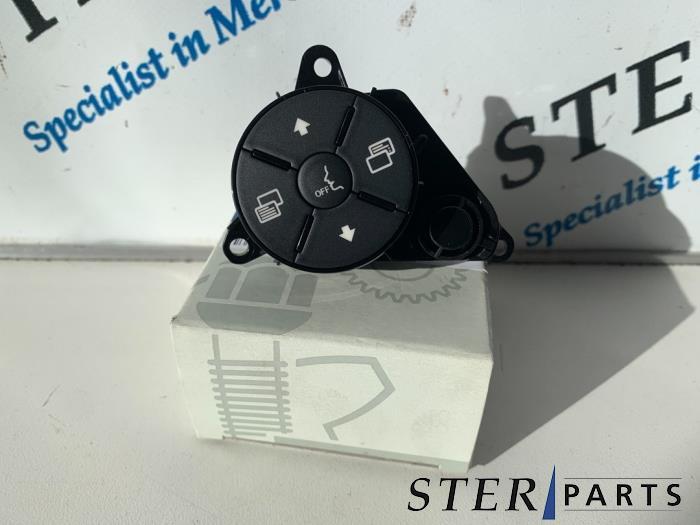 Commande radio volant d'un Mercedes ML-Klasse, Enlèvement ou Envoi, 3 mois de garantie, Utilisé, Mercedes-Benz